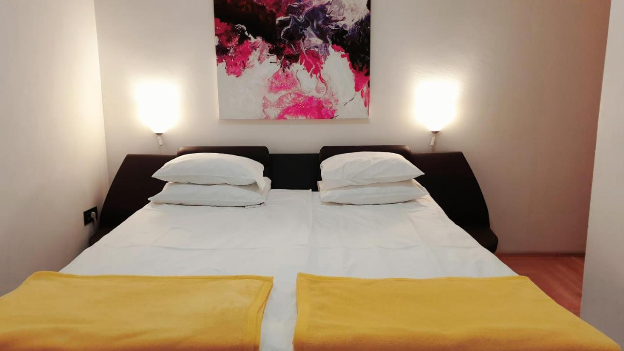 Apartmani Sanja クラピンスケ・トプリツェ エクステリア 写真